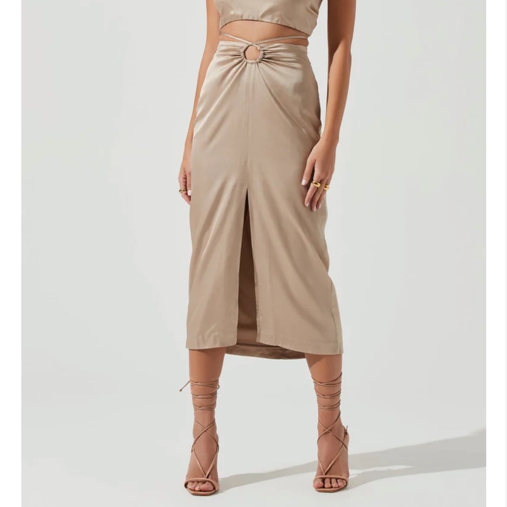 ASTR Robin Tie Waist Cutout Midi Skirt Khaki M